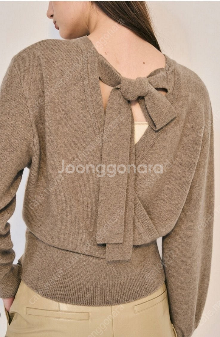 한섬 패밀리세일 오브제 백리본 니트--0