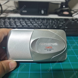 빈티지디카 올림푸스 CAMEDIA 디지털 카메라 X-250 팝니다.