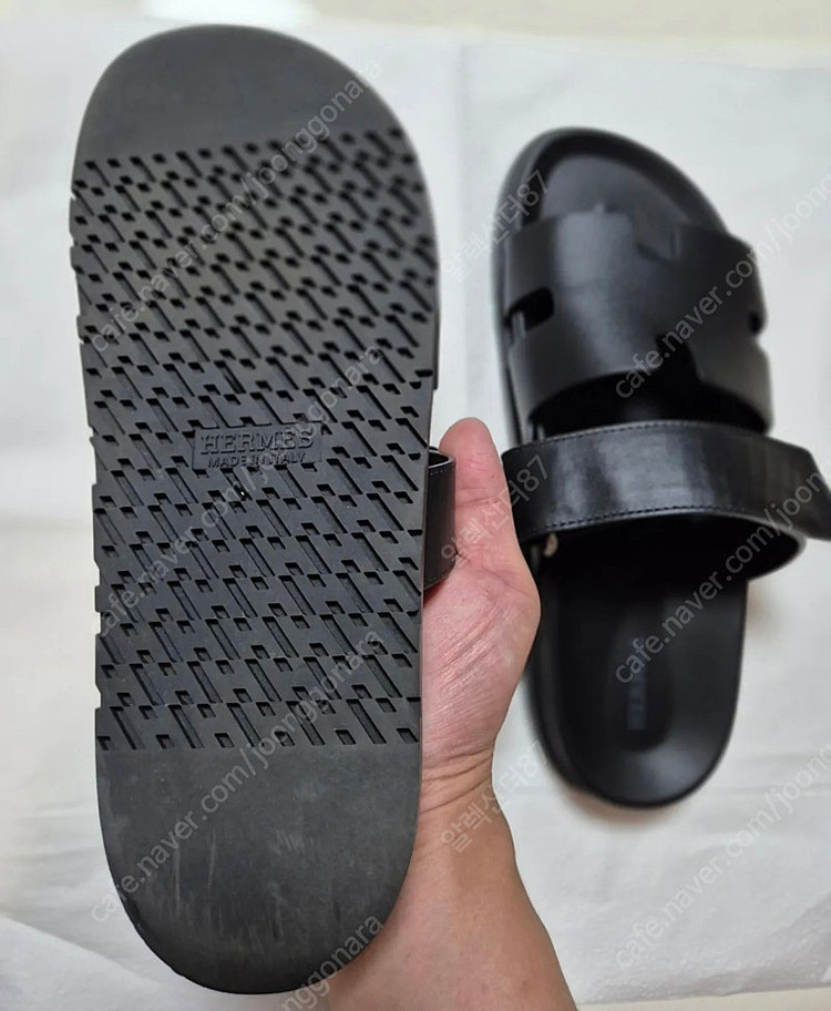 에르메스 시프레 샌들 블랙 41(260)사이즈 팝니다.--6