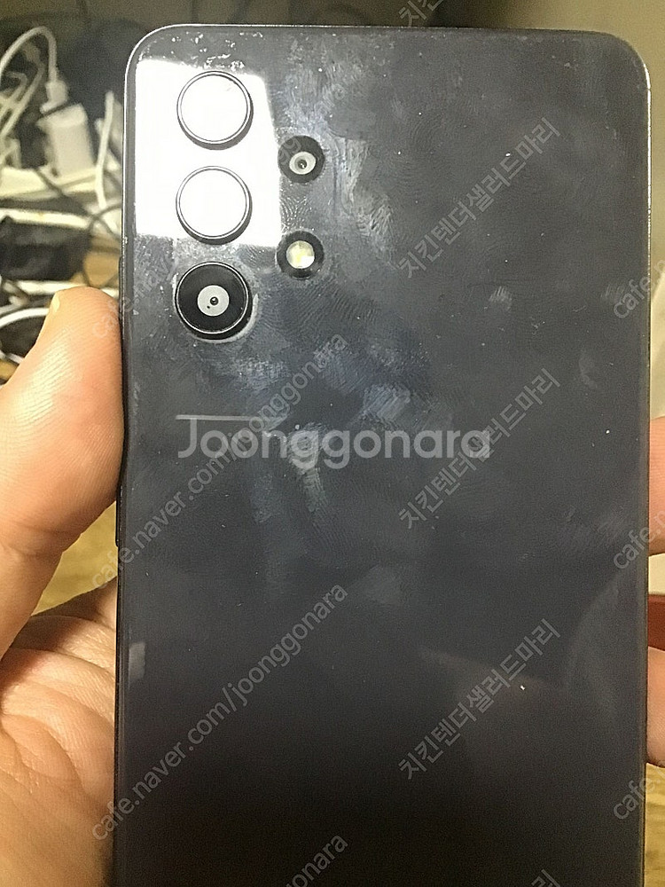LG 유플러스 갤럭시 A32 블랙 단품 팝니다.--3