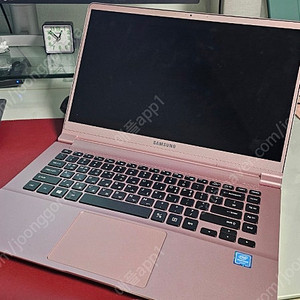 삼성 NT-900X5L 노트북입니다.