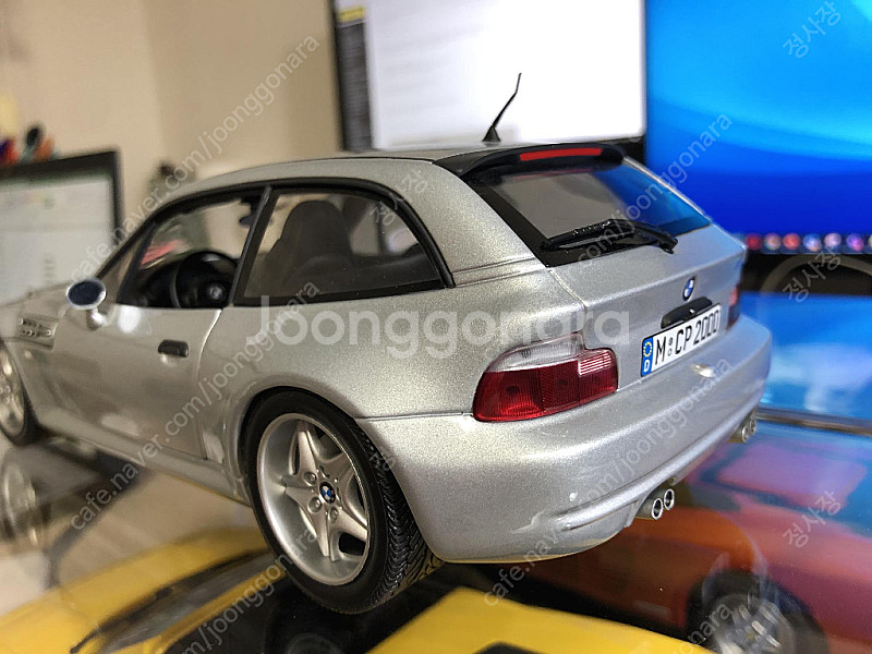 1:18 / UT / E36 M3 바이올렛, M COU...--2