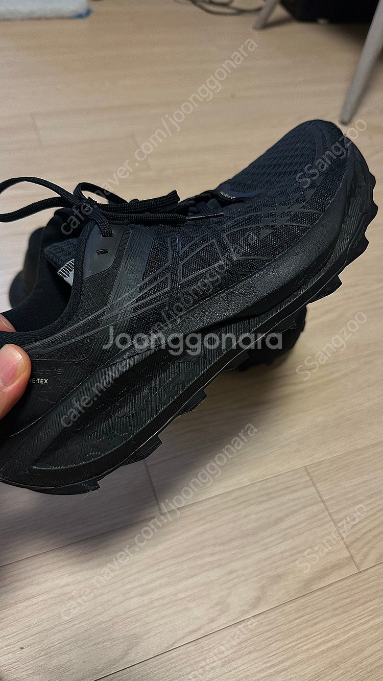 아식스 젤트라부코 13 GTX--1