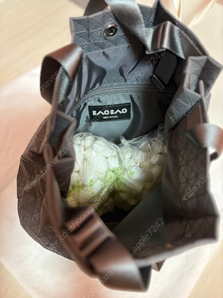 주말만 이가격) 바오바오 카트s one-tone 토트백 판매합니다.--6