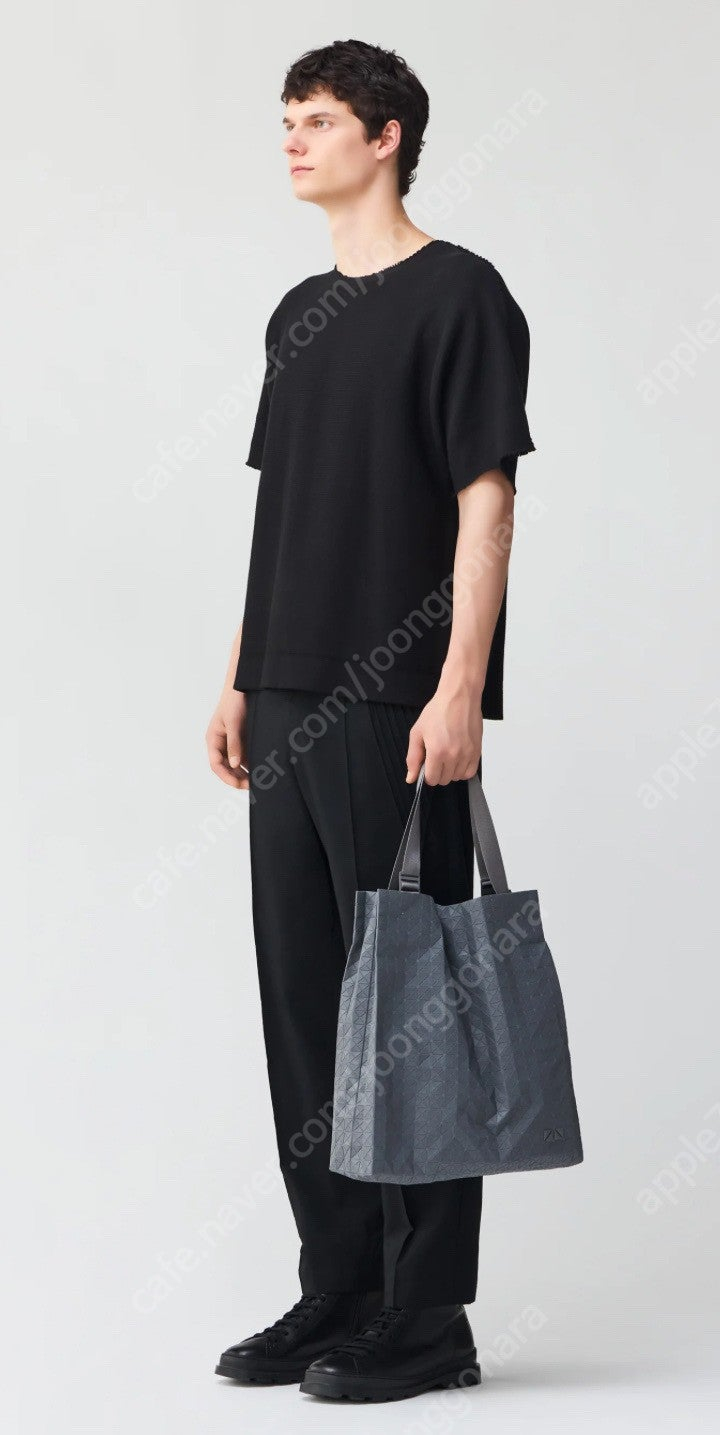 주말만 이가격) 바오바오 카트s one-tone 토트백 판매합니다.--8