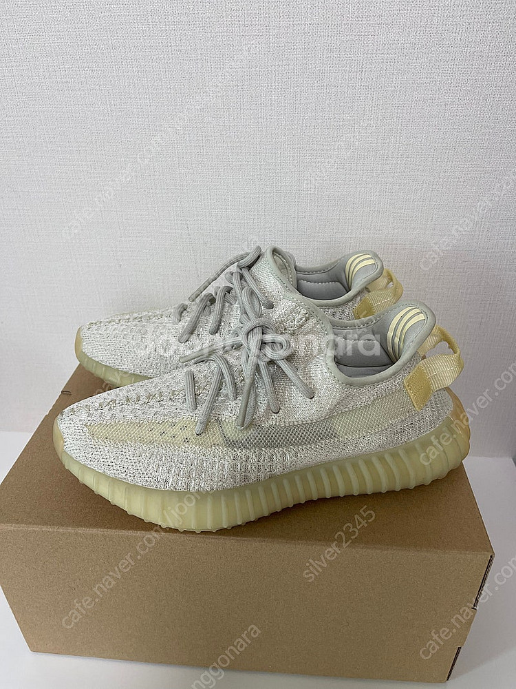 아디다스 이지부스트 350 V2 라이트 GY3438 2...--0
