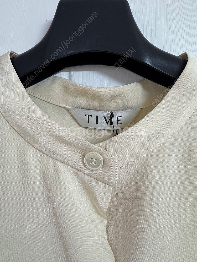 한섬 타임 실크 블라우스 가격내림--1