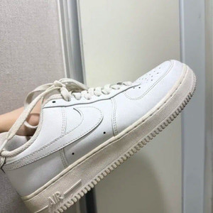 [255] 나이키 에어포스1 올백 화이트 팝니다.