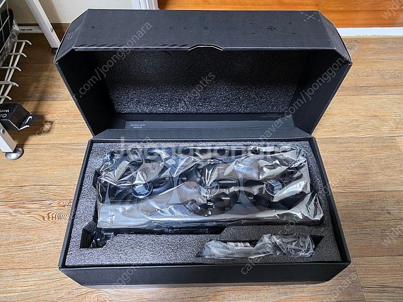 아수스 ASUS RTX4090 TUF 터프--1
