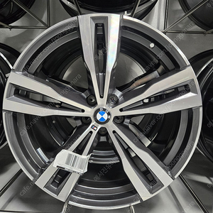 BMW X5, X6, X7 21인치 순정 휠 및 겨울윈터타이어 새상품 팝니다. (한독모터스센터구입)