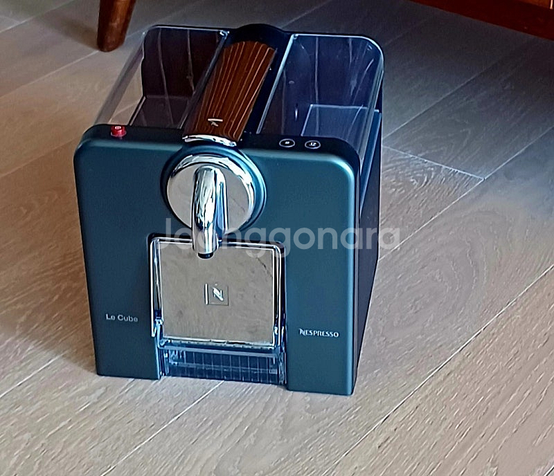 네스프레소 LE CUBE C185--3