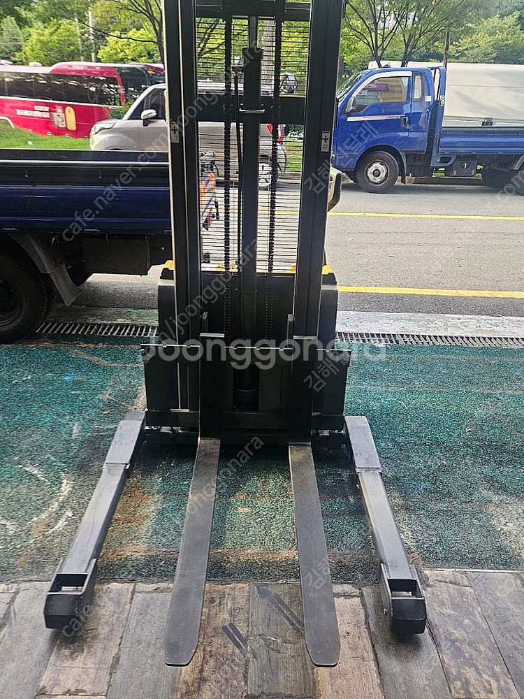 토비카 전동 스태커 FSE1000W--1