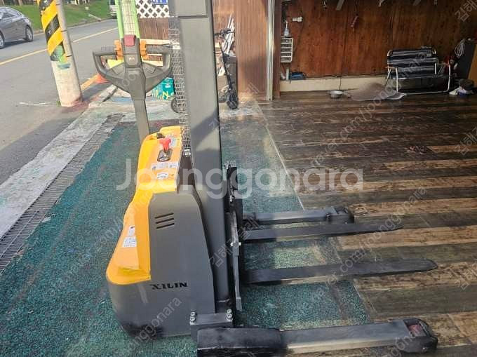 토비카 전동 스태커 FSE1000W--2