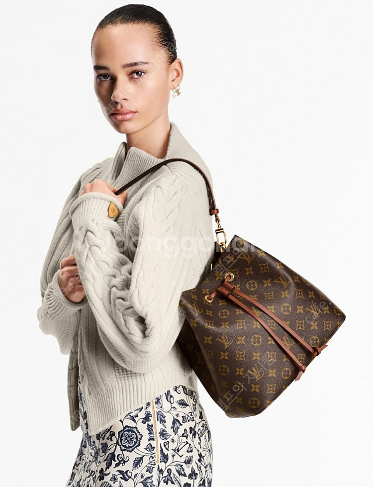 루이비통 네오노에 카라멜 MM 새상품--2