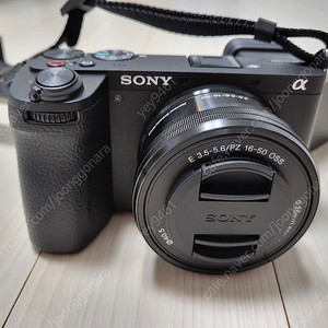 SONY 알파 A6700 렌즈세트 (16-50mm F3.5-5.6) 최상급 팝니다.