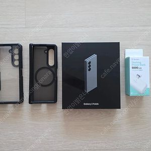 갤럭시폴드6 1테라 실버쉐도우 색상
