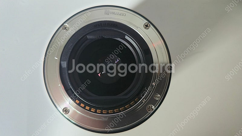 삼양 45mm f1.8 소니용 렌즈 팝니다.--2