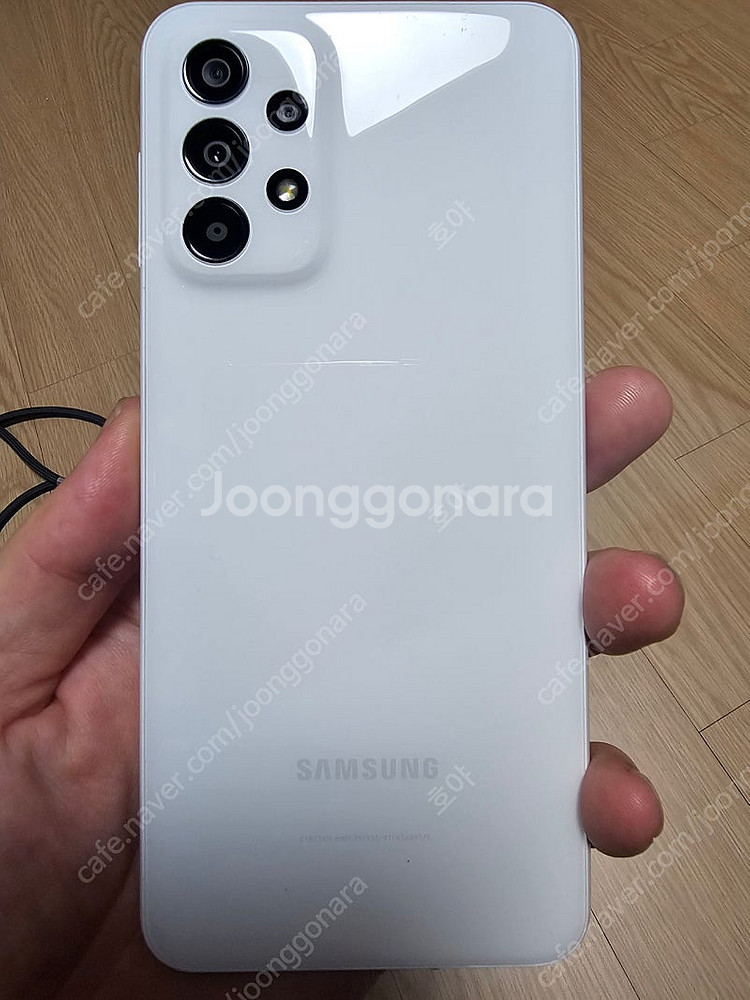 A235N 128G 화이트 A급 팝니다--5