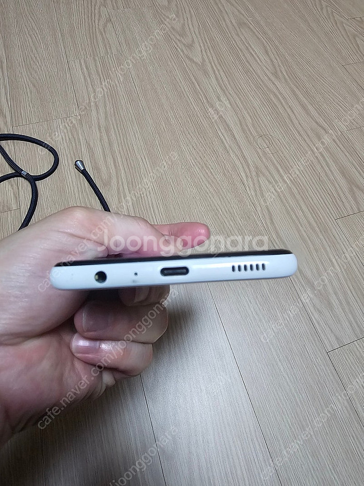 A235N 128G 화이트 A급 팝니다--8