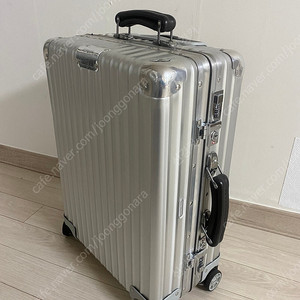 리모와 캐리어 클래식 52 기내용
