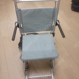 어린이 휠체어 접이식