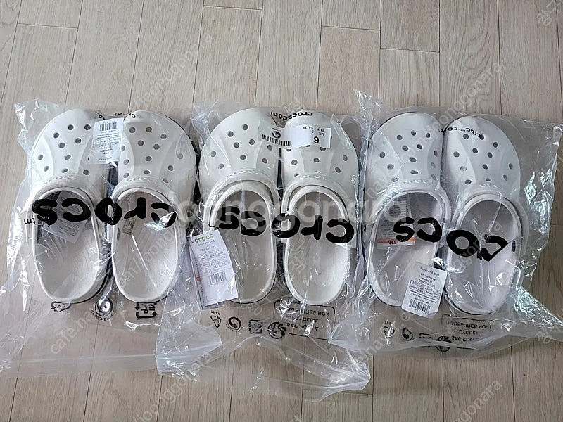 크록스 바야밴드 화이트&블랙 두가지 색상 230~290...--0