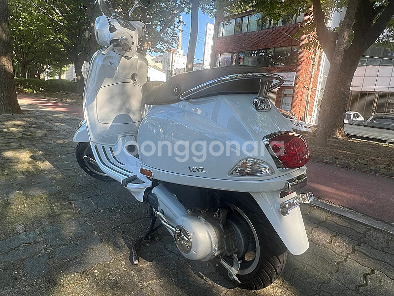 베스파 VXL125 2021년식 팝니다.--3