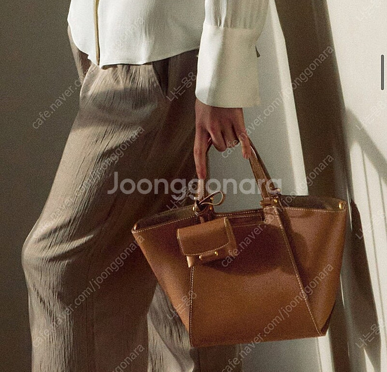 듀푸아 가방 SAC EPURE 카멜 + 파우치--1