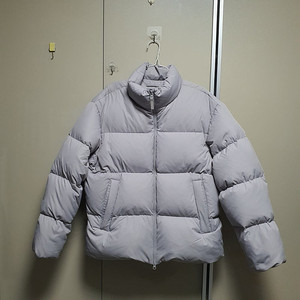 무신사스탠다드 다운푸퍼 숏패딩(L)//2.5만원