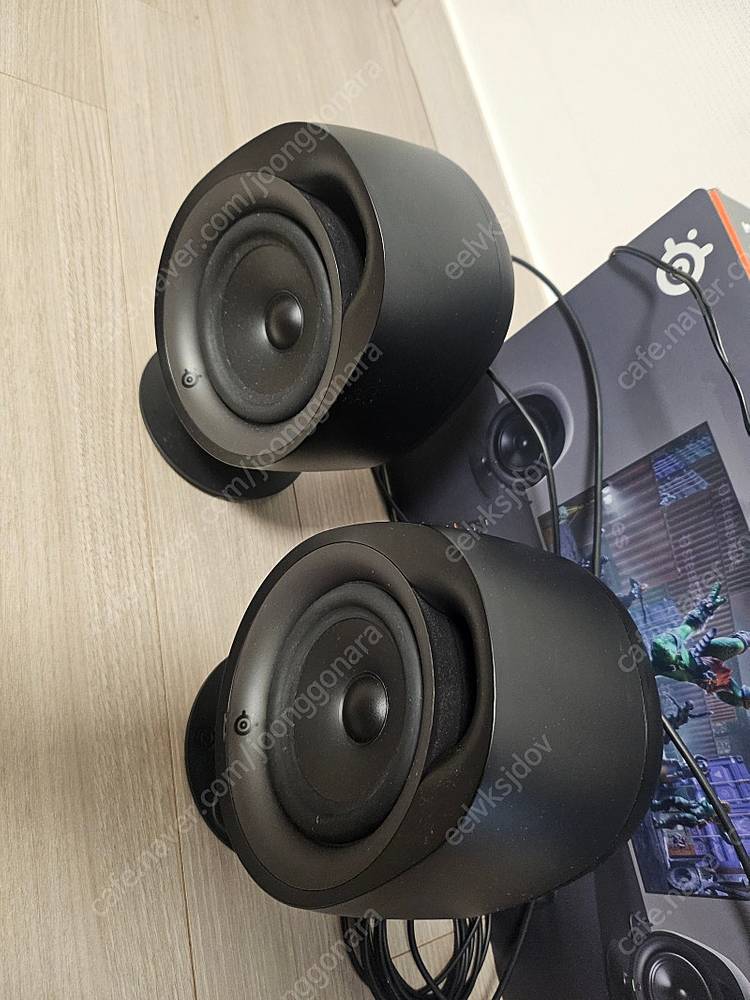 스틸시리즈 아레나 3 스피커 팝니다--4