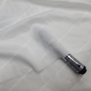 솜싸개 원단(폴리소재)흰색이고 폭은 150cm.500원