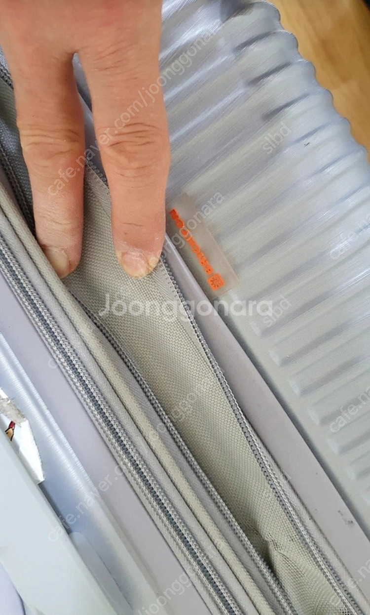 브라이튼,확장형(기내용캐리어)팝니다.(바퀴4구,하드캐이...--6