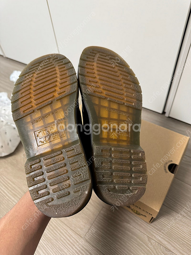 닥터마틴 1461 스무스 270--6