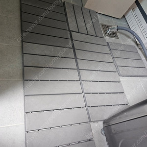 사용감 많은 데크타일 8개