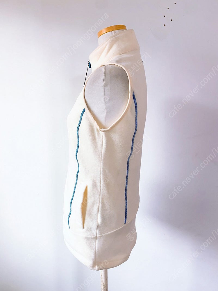 (90)(새옷수준)와이드앵글여자기모후리스조끼 이미지