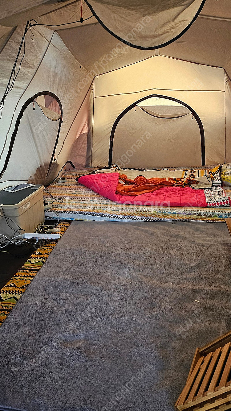 콜맨코쿤2텐트+빅이너 외 물품--6