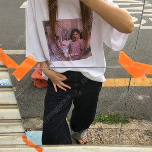 아루드아웃핏마크들리딥뮤즈위아조이드비비에미닝아웃아키텍트모노심슨미뉴에트므앤리본빛그랑블룸비애브선트마인디드윌뉴욕나인스튜디오라룸위드아웃썸머페미니크트렌디어패럴오브제스트