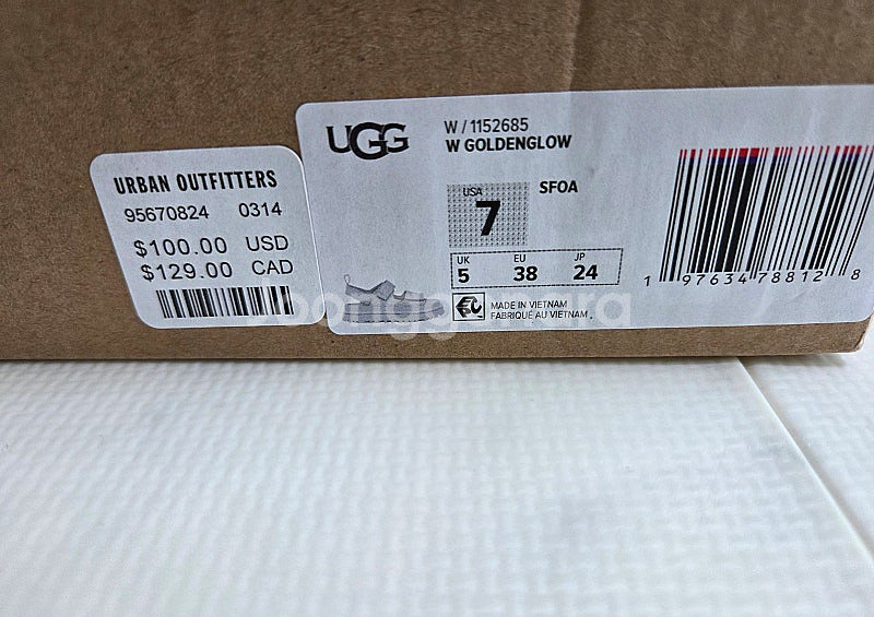 어그 골든글로우 us7 / uk5 / eu38 / 24...--3