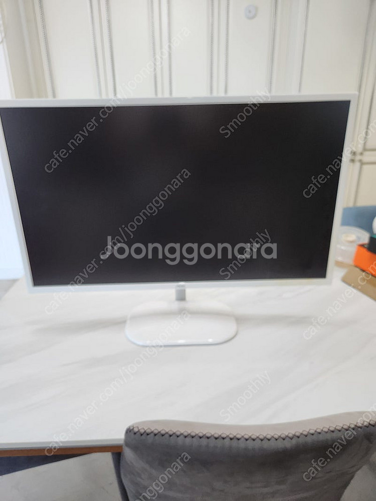 알파스캔 32인치 AOC Q32V3WG5 모니터 팝니다--0