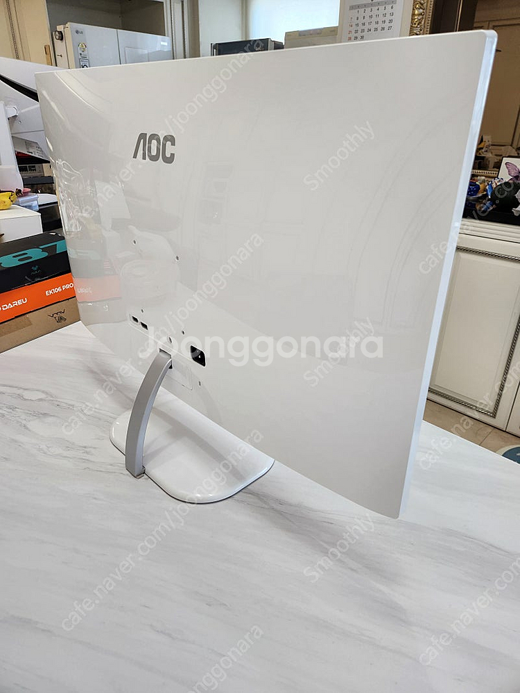알파스캔 32인치 AOC Q32V3WG5 모니터 팝니다--1