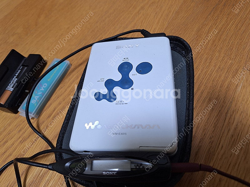 소니 워크맨 카세트 플레이어 WM-EX615 흰색 유광 판매--3