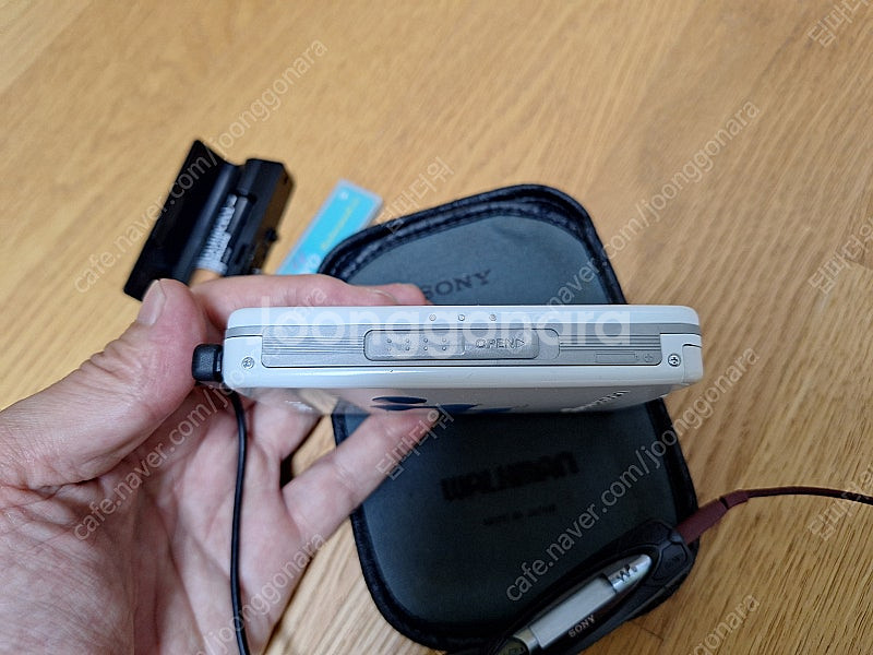 소니 워크맨 카세트 플레이어 WM-EX615 흰색 유광 판매--7