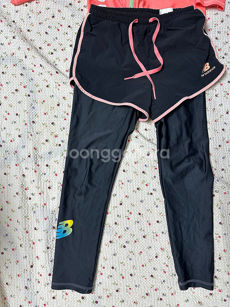 보보슈즈, 누모무 등 초등 여아 의류 수영복 판매해요--5