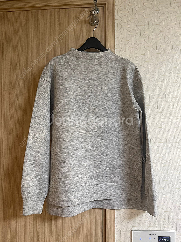 클럽모나코 맨투맨--0