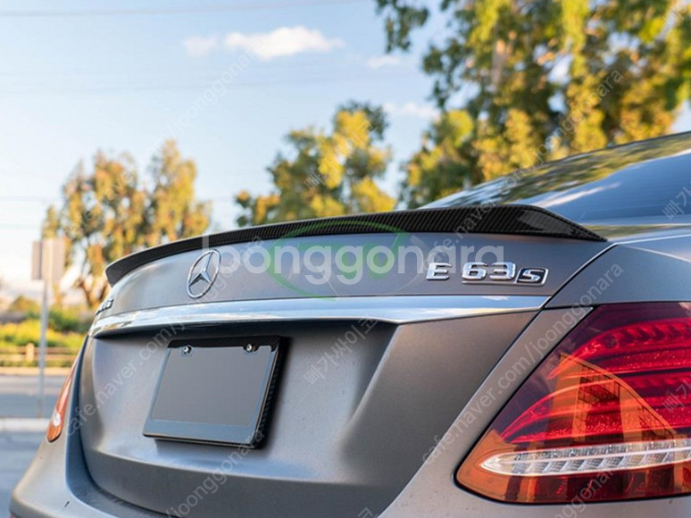 벤츠 AMG 리어 카본스포일러 팝니다. W213, W2...--6