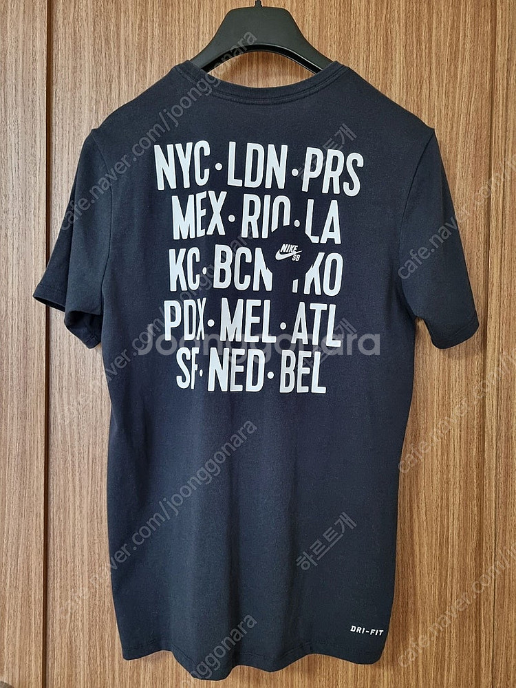 NIKE 나이키SB 앞 뒤 로고 드라이핏 블랙 반팔 M...--2