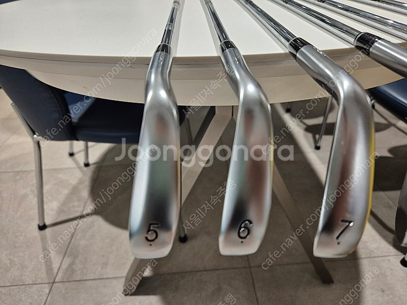 Prgr 02 5-p 6아이언, 850r 정품 팝니다.--1