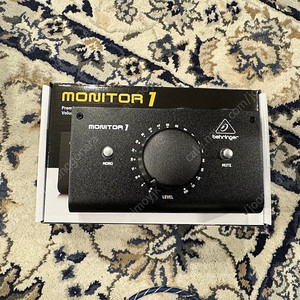 베링거 MONITOR 1 패시브 모니터 컨트롤러 새것