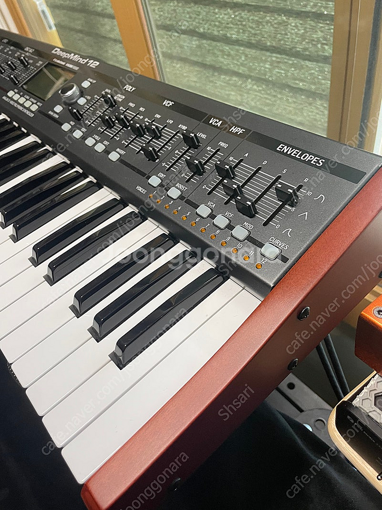 Behringer Deepmind 12 베링거 딥마인드...--2