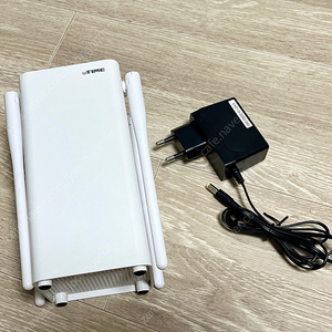 아이피타임 A3004TW 공유기 팝니다